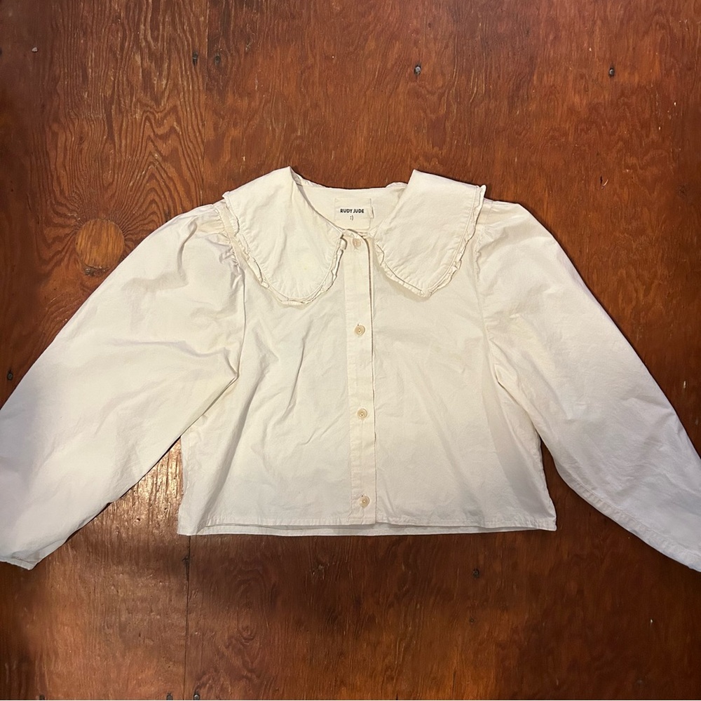 rudy jude natural poplin pony blouse